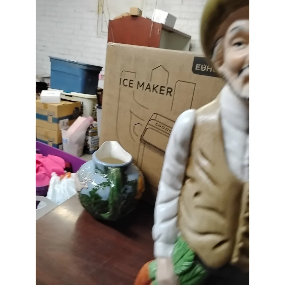 Vintage Homco Ceramic Old‎ Man Farmer Holding Carrots Figurine 15.5
